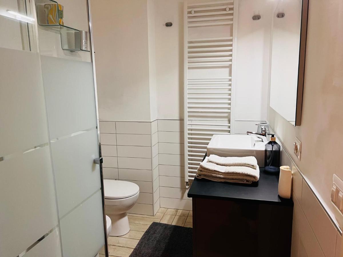 Roma Suite Trastevere Railway Station Bagian luar foto